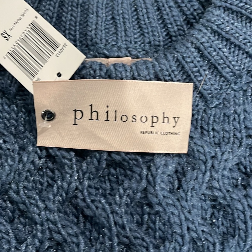 Sweater - Picture 2 of 4